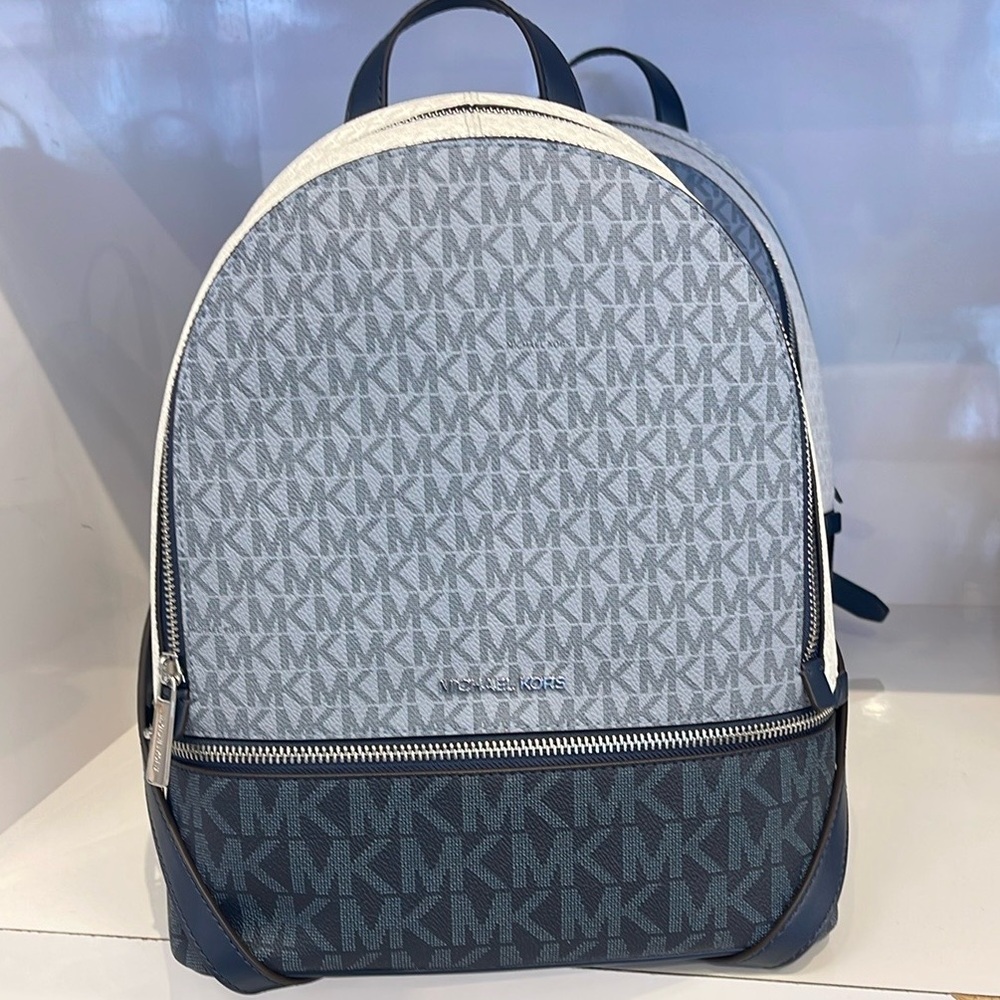 MICHAEL KORS Rhea Med Zip Color-Block Signature Logo Backpack
ADMIRL MULTI
NWT - Picture 5 of 16